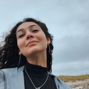 Meet your Posher, Sophia